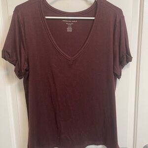 American Eagle Outfitters Short Sleeve V-Neck Tee - Burgundy